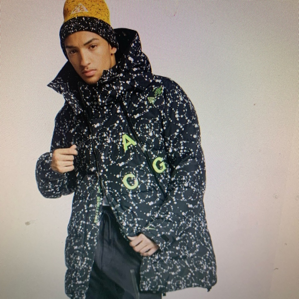 Nike Nikelab ACG Black and white  down filled Insulated  Men's hooded parka NWT